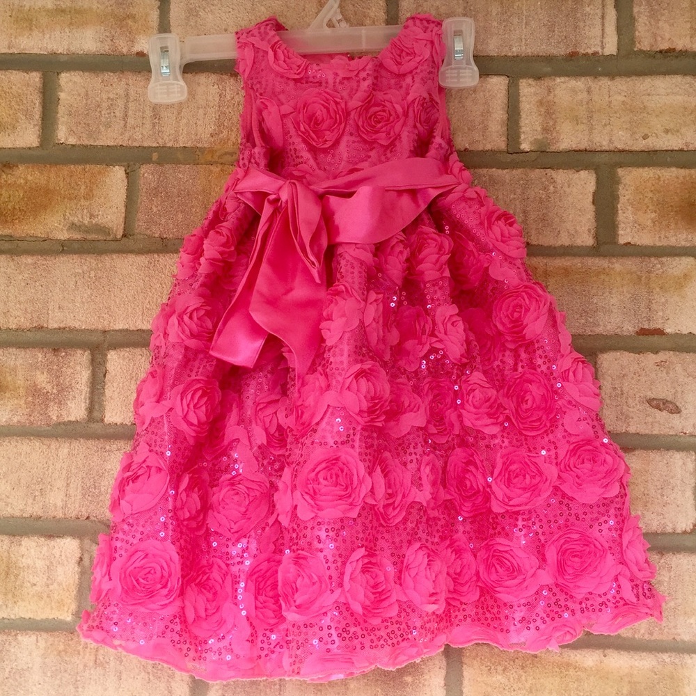 Pink floral and sequin design dress w/ sewn bow 3T